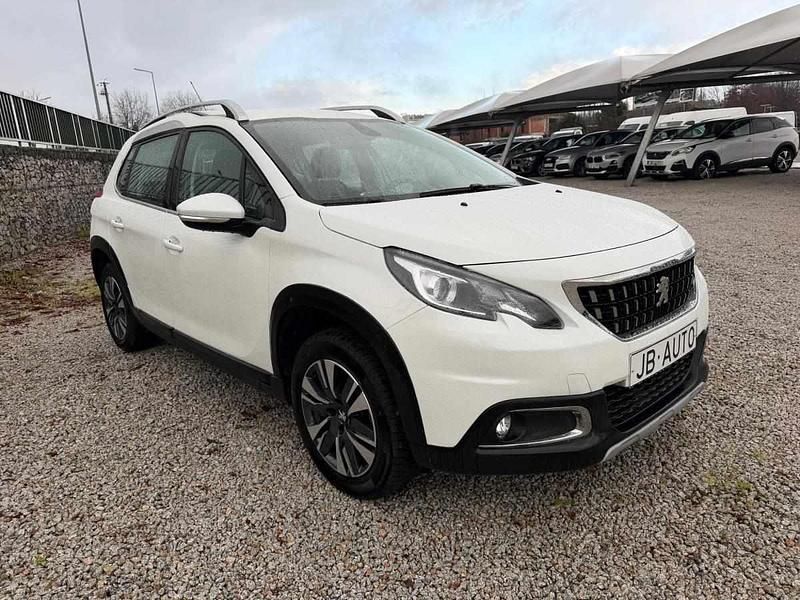 Usado Peugeot 2008 Allure 110 HP (80 kW) 2018 Branco SUV
