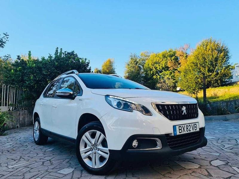 Usado Peugeot 2008 82 HP (60 kW) 2018 Branco SUV