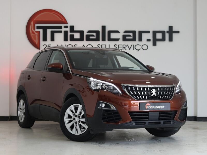 Verde Usado 2019 Peugeot 3008 Active SUV | € 18.900 (Preço justo) - Imagem 1/4