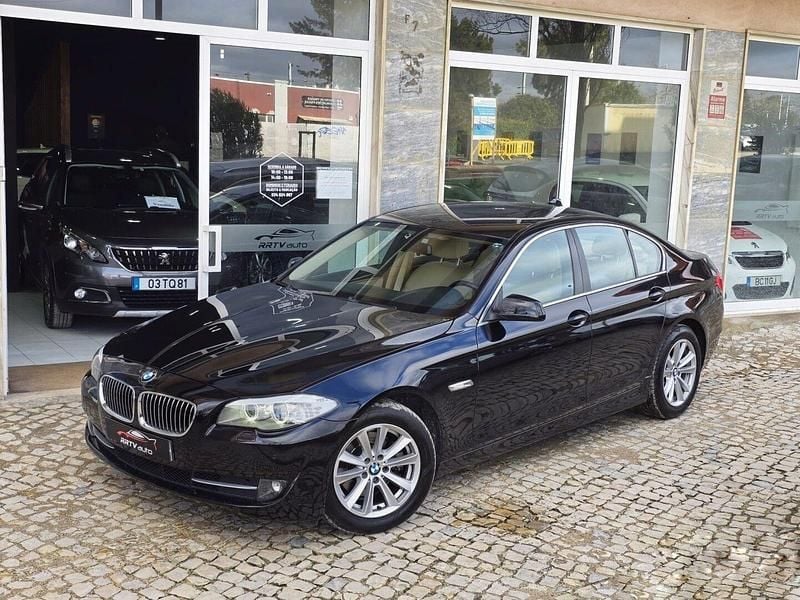 Usado BMW 520 Luxury Line 184 HP (135 kW) 2011 Preto Sedan