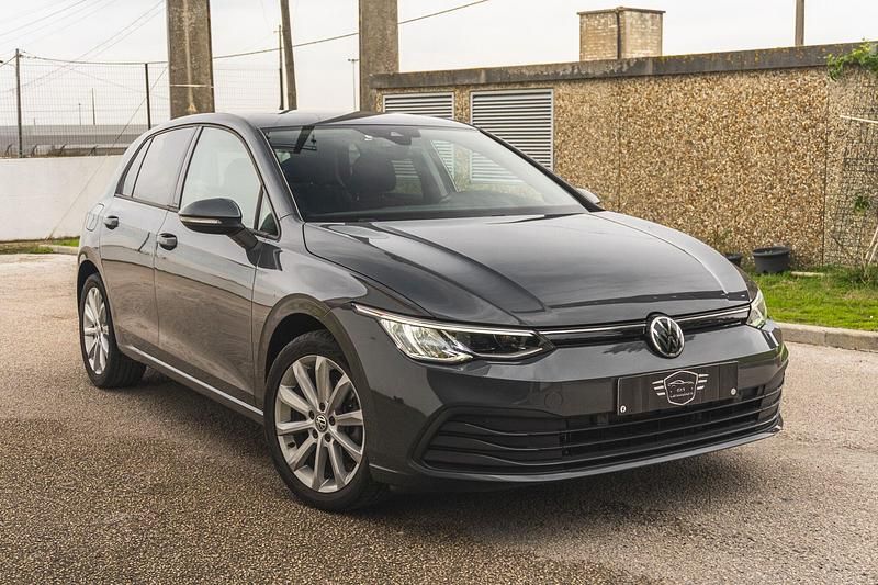 Usado VW Golf VII Life 115 HP (84 kW) 2020 Cinza