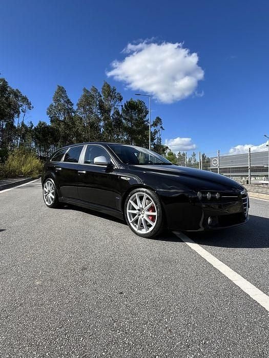 Usado 2012 Alfa Romeo 159 Ti | € 13.500 - Imagem 1/4