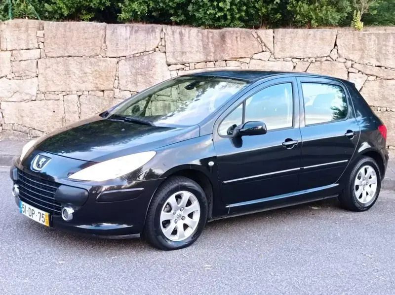 Preto Usado 2007 Peugeot 307 Citadino | € 5.990 (Caro) - Imagem 1/4