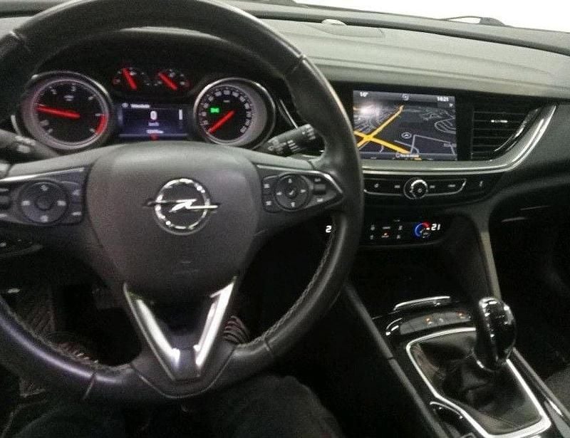 Usado Opel Insignia Business Edition 110 HP (80 kW) 2018 Outro Carrinha