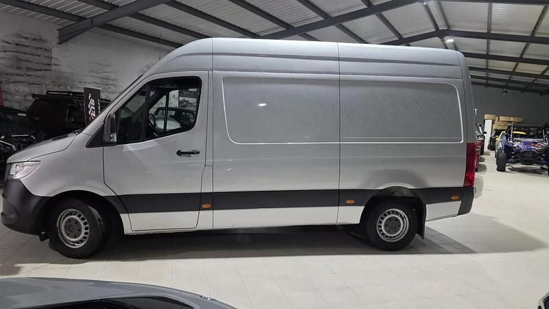 Usado Mercedes Sprinter 163 HP (119 kW) 2018 Cinzento Van