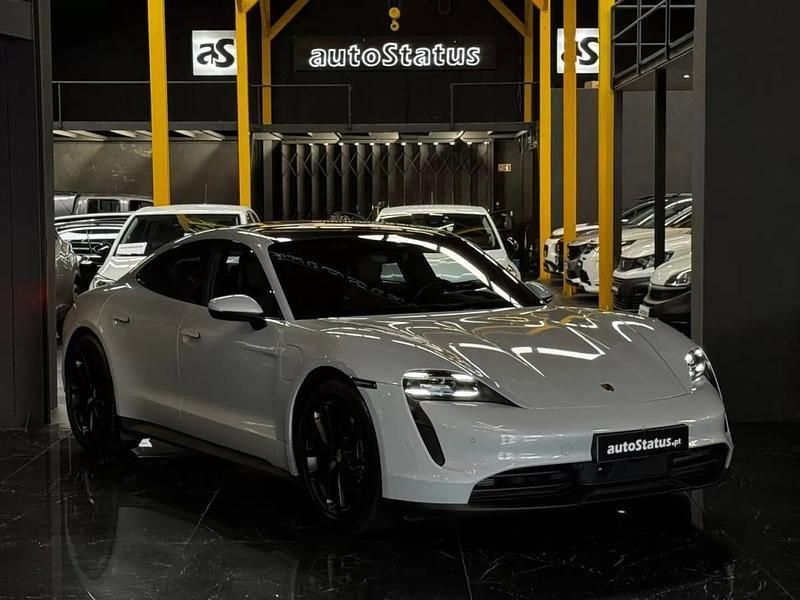 Cinza Usado 2023 Porsche Taycan Sedan | € 74.990 (Preço justo) - Imagem 1/4