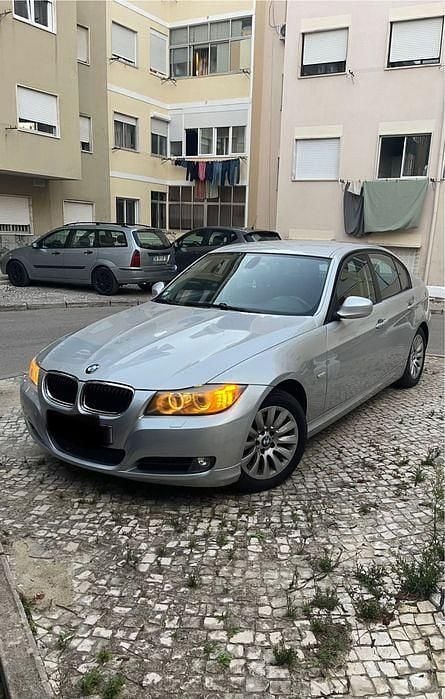 Usado 2008 BMW 320 Sedan | € 6.500 (Preço justo) - Imagem 1/4