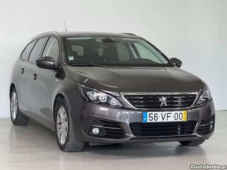 Outra Usado 2018 Peugeot 308 Style Sedan | € 12.990 (Bom preço) - Imagem 1/1