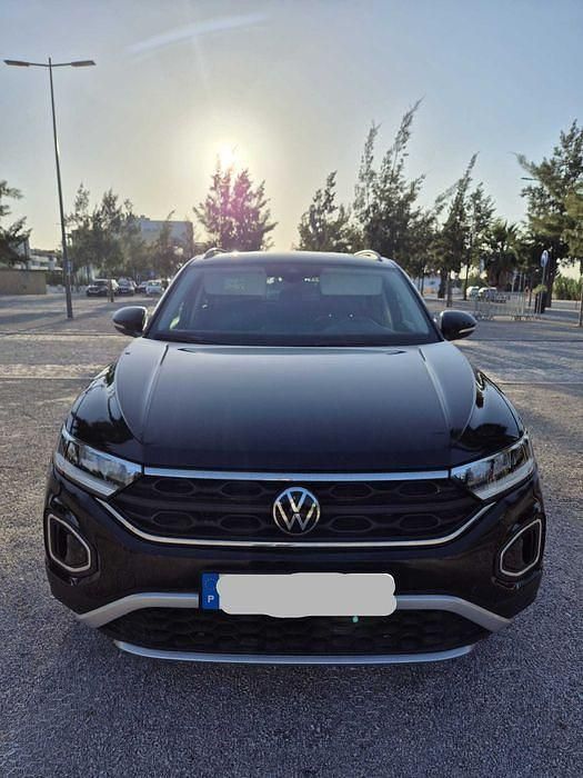 Usado VW T-Roc Life 110 HP (80 kW) 2023 SUV