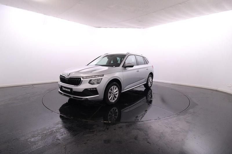 Cinza Usado 2024 Skoda Kamiq Selection SUV | € 21.950 (Preço justo) - Imagem 1/4