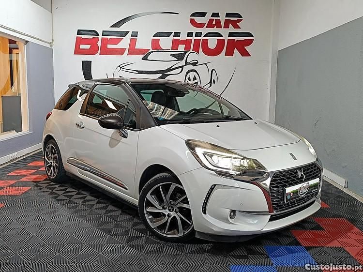 Branco Usado 2016 DS Automobiles DS3 Sport Chic Citadino | € 11.500 (Caro) - Imagem 1/1