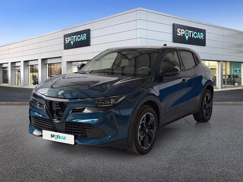 Azul navigli Usado 2024 Alfa Romeo Junior Edizione Speciale SUV | € 35.900 - Imagem 1/4
