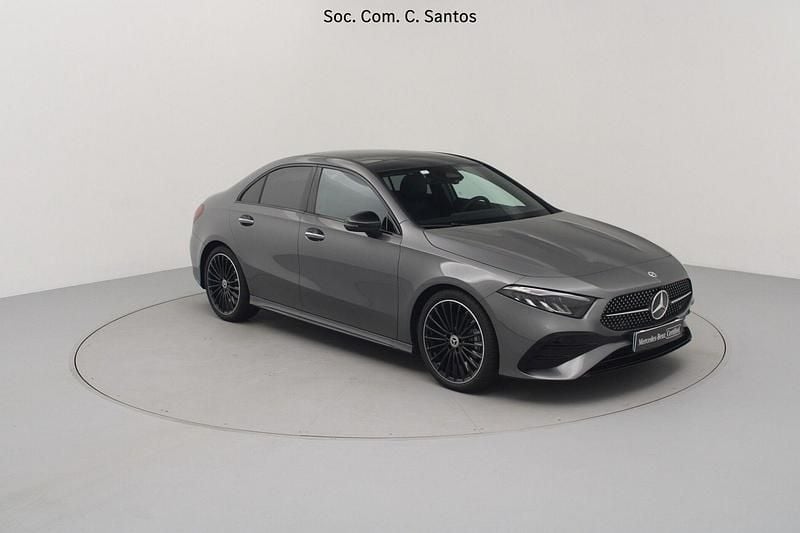 Usado Mercedes A180 AMG 116 HP (85 kW) 2025 Cinza Sedan