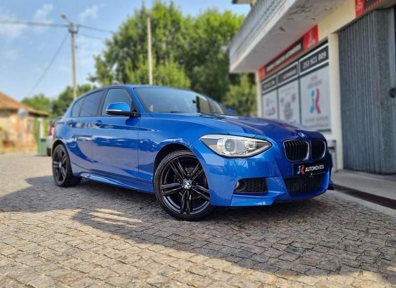 Azul Usado 2015 BMW 118 Citadino | € 15.500 (Preço justo) - Imagem 1/4