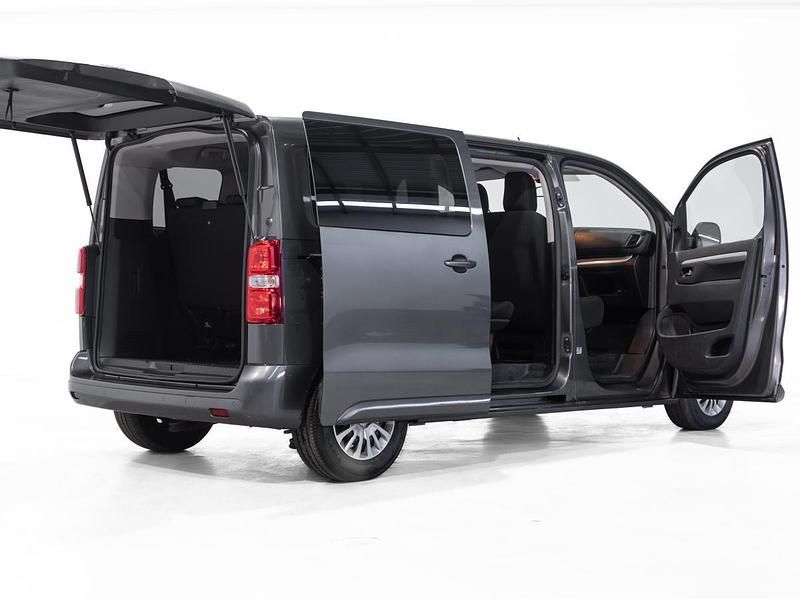 Usado Toyota Proace 120 HP (88 kW) 2022 Branco Monovolume