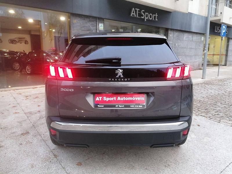 Usado Peugeot 3008 Allure 130 HP (95 kW) 2022 Cinza Monovolume