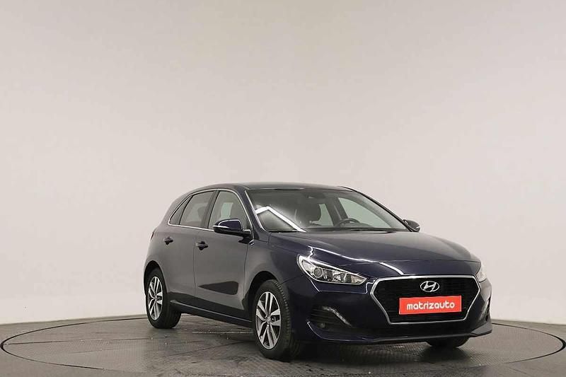 Azul Usado 2019 Hyundai i30 Citadino | € 18.999 (Preço justo) - Imagem 1/4