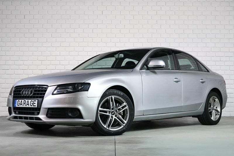 Cinzento Usado 2008 Audi A4 | € 8.990 (Preço justo) - Imagem 1/4