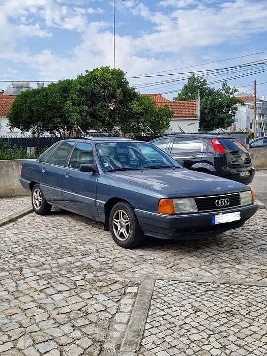 Usado 1990 Audi 100 Sedan | € 1.350 - Imagem 1/4