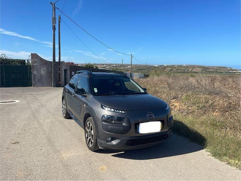 Usado 2017 Citroën C4 Cactus Citadino | € 8.500 (Bom preço) - Imagem 1/4