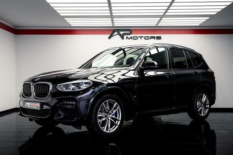 Preto Usado 2021 BMW X3 SUV | € 39.000 - Imagem 1/4