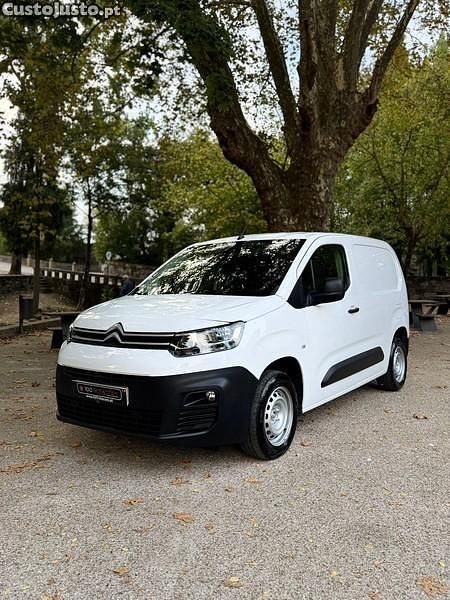 Branco Usado 2019 Citroën Berlingo Monovolume | € 12.900 (Preço justo) - Imagem 1/1