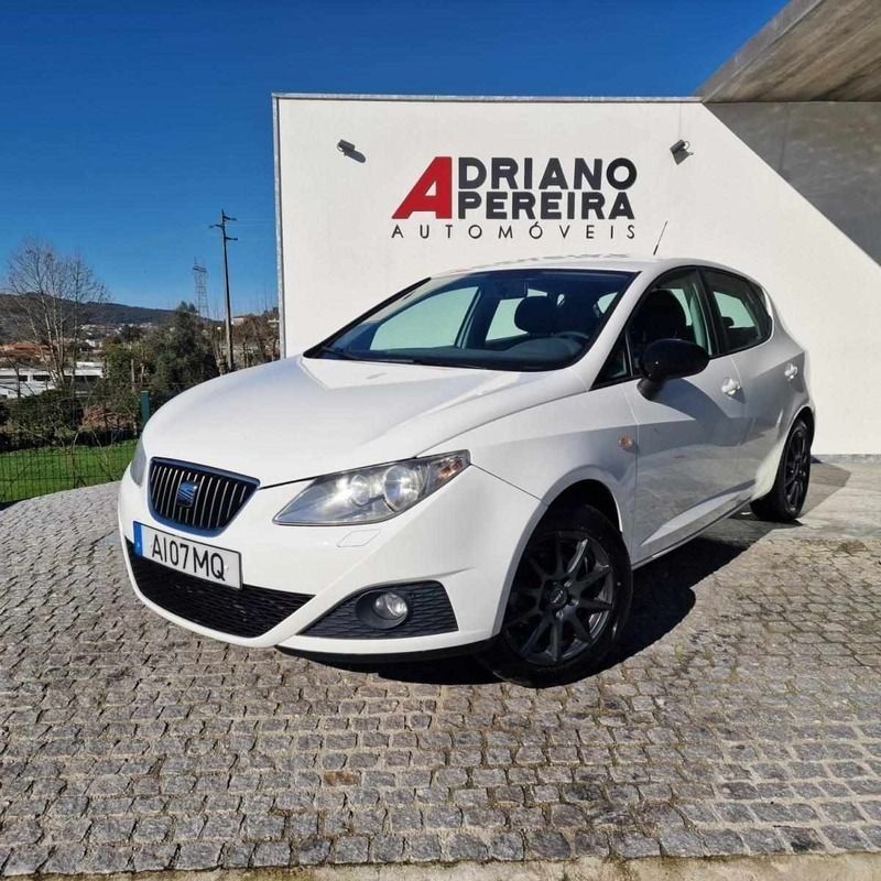 Branco Usado 2011 Seat Ibiza Stylance | € 6.990 (Preço justo) - Imagem 1/4
