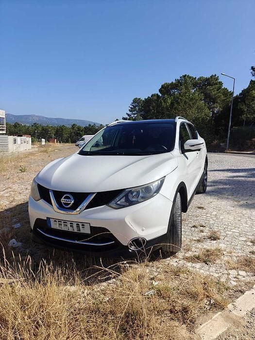 Branco Usado 2016 Nissan Qashqai N-Connecta SUV | € 13.000 (Super Preço) - Imagem 1/4