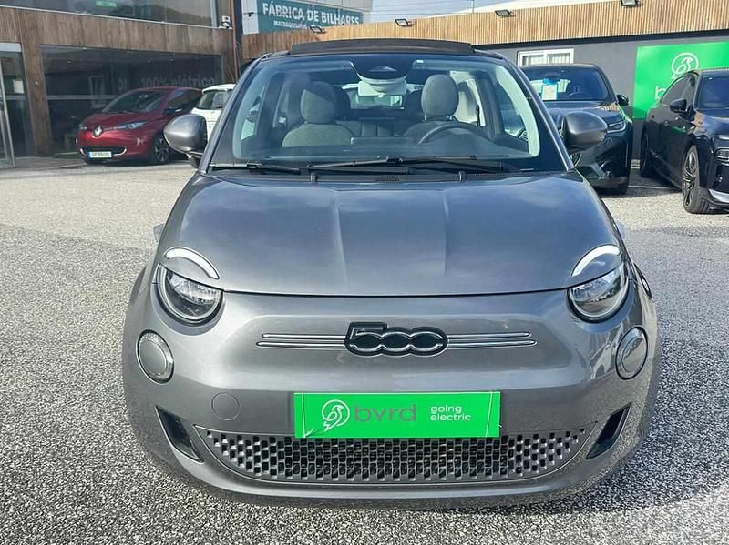 Usado Fiat 500e Icon 86 kW (118 HP) 2022 Cinza Cabrios