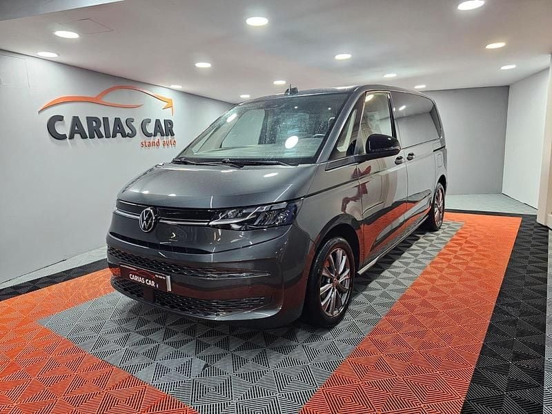 Cinza Usado 2023 VW Multivan Style Van | € 44.990 - Imagem 1/4