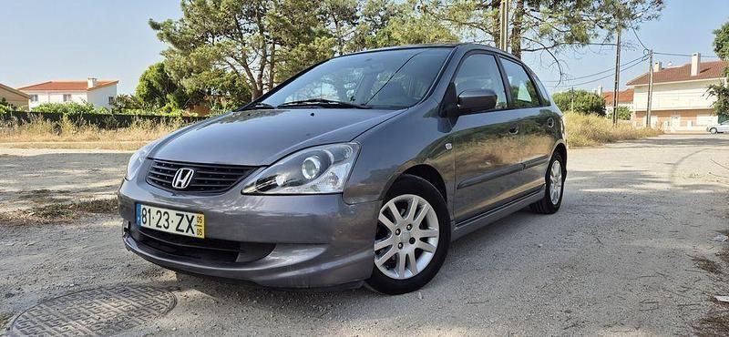 Usado 2005 Honda Civic Sedan | € 3.490 - Imagem 1/4