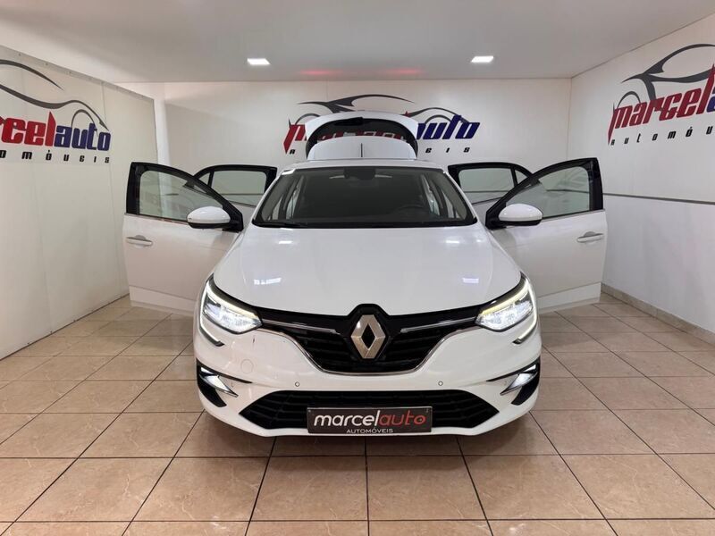 Usado Renault Mégane IV Intens 115 HP (84 kW) 2020 Branco