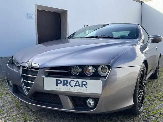 Usado Alfa Romeo Spider 200 HP (147 kW) 2007 Cinzento Cabrios