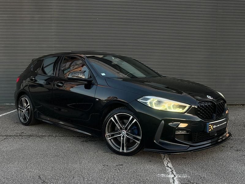 Usado BMW 118 Exclusive 150 HP (110 kW) 2020 Preto Citadino