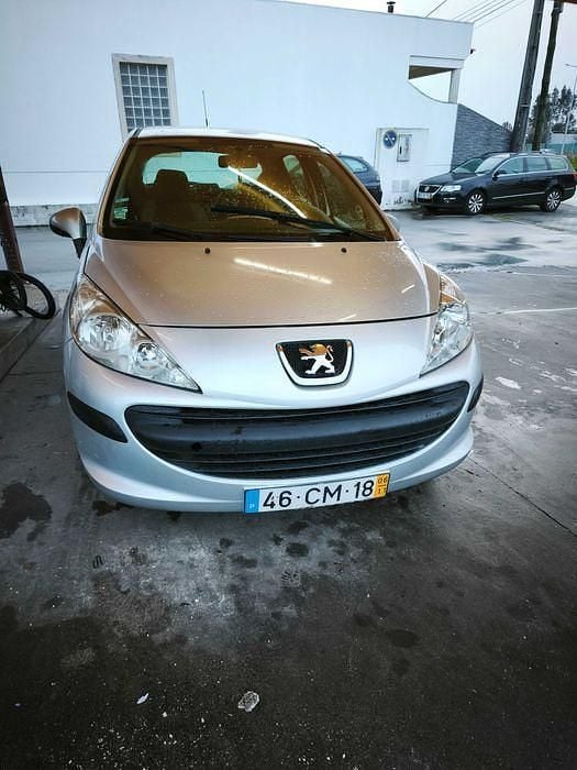 Usado Peugeot 207 Premium 2006 Sedan