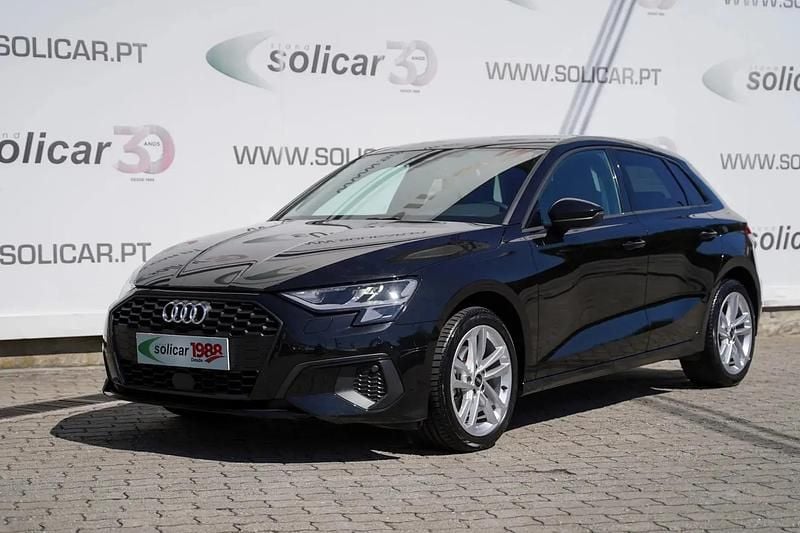 Preto Usado 2023 Audi A3 Sportback Advanced Citadino | € 24.500 (Preço justo) - Imagem 1/4
