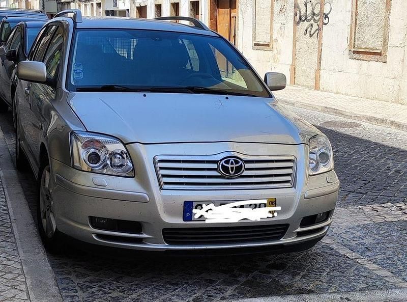 Usado 2006 Toyota Avensis Sedan | € 6.500 - Imagem 1/4