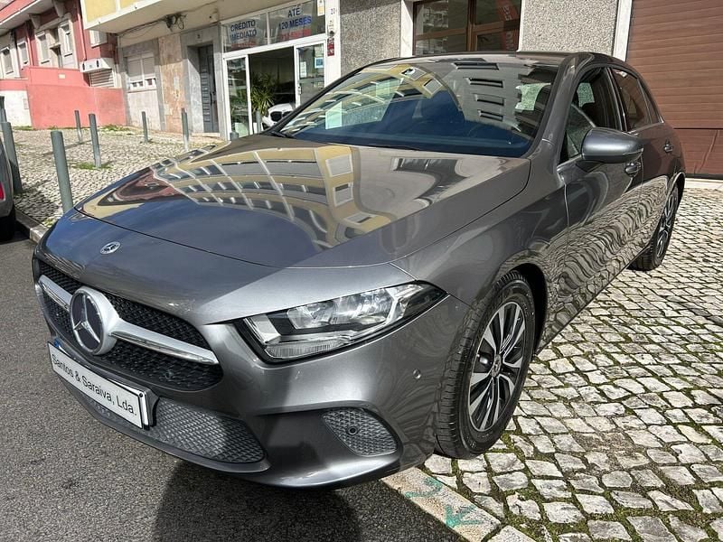 Usado Mercedes A160 Style 109 HP (80 kW) 2021 Cinza