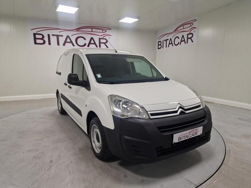 Branco Usado 2018 Citroën Berlingo Monovolume | € 11.950 (Caro) - Imagem 1/4