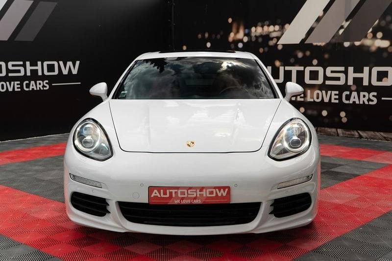 Branco Usado 2014 Porsche Panamera Sedan | € 47.900 (Preço justo) - Imagem 1/4