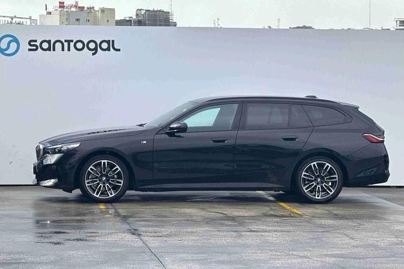 Usado BMW 520 Shadowline 208 HP (152 kW) 2025 Preto Carrinha