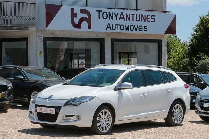Branco Usado 2013 Renault Mégane GT Line GT-Line Carrinha | € 9.900 (Caro) - Imagem 1/4