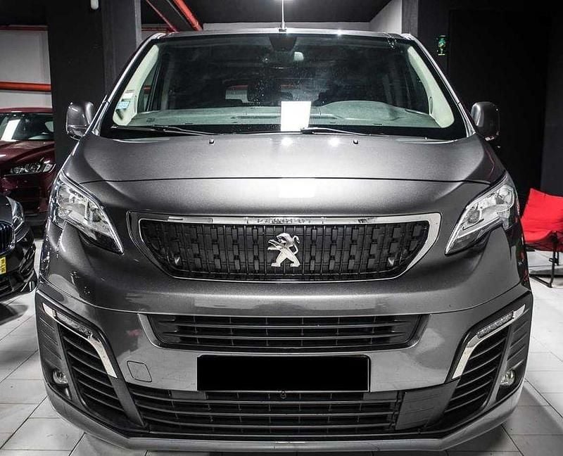 Usado 2019 Peugeot Traveller Monovolume | € 17.890 (Preço justo) - Imagem 1/4