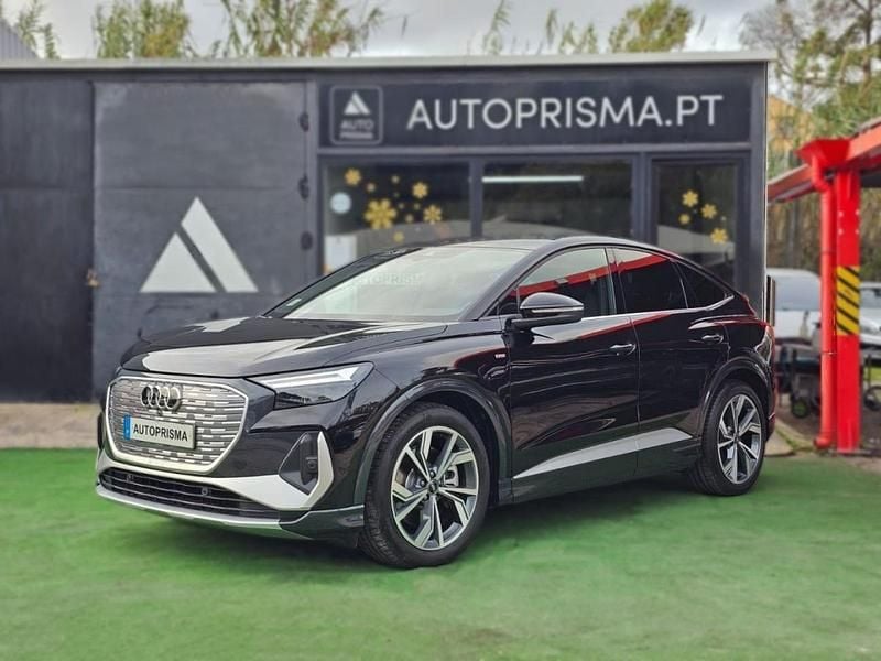 Preto Usado 2025 Audi Q4 e-tron Business Plus SUV | € 51.990 (Preço justo) - Imagem 1/4