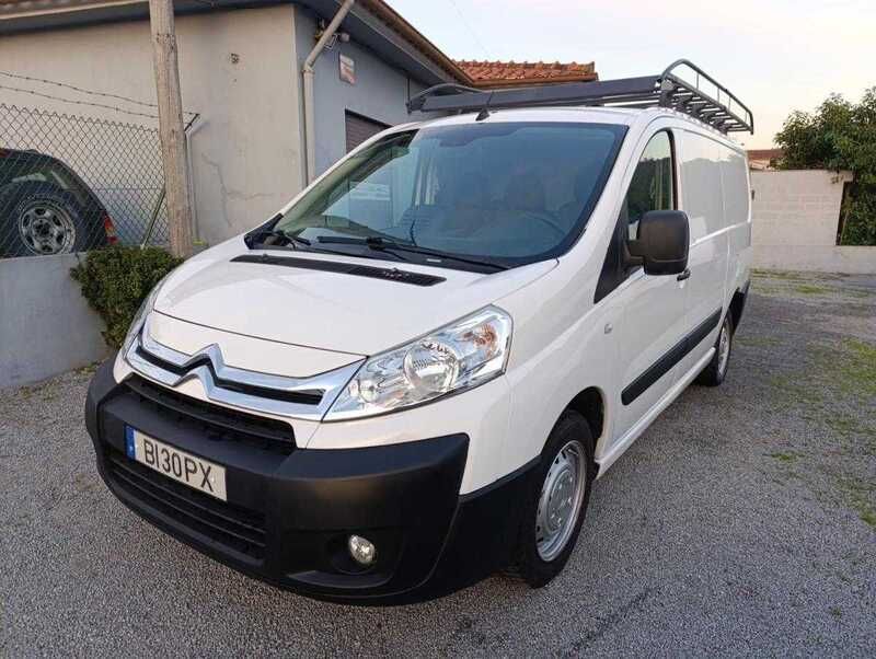 Branco Usado 2015 Citroën Jumpy Monovolume | € 12.500 - Imagem 1/4