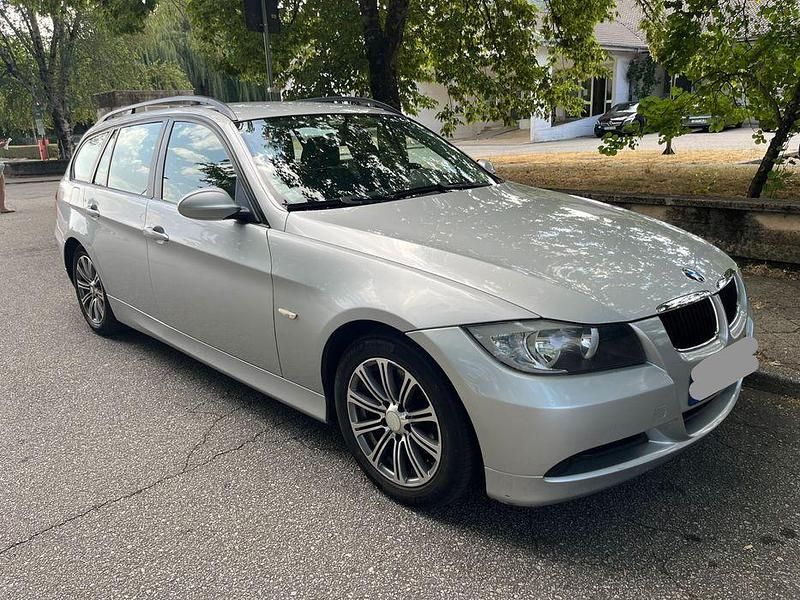 Usado 2008 BMW 318 Carrinha | € 7.400 - Imagem 1/4
