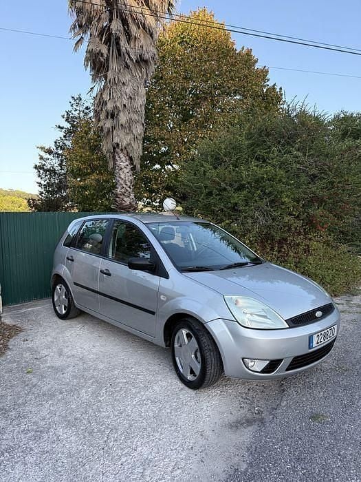 Usado 2005 Ford Fiesta Citadino | € 2.500 (Preço justo) - Imagem 1/4