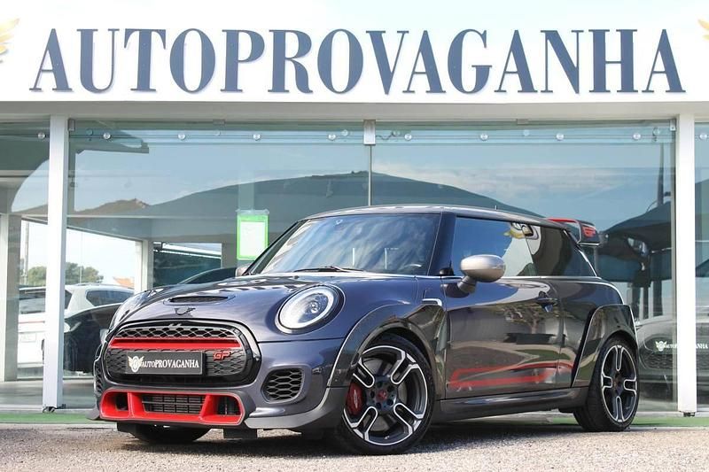 Usado Mini John Cooper Works 306 HP (225 kW) 2020 Cinza Citadino