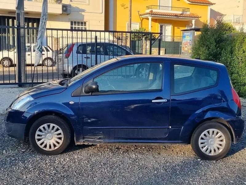 Usado Citroën C2 60 HP (44 kW) 2004 Azul escuro Citadino