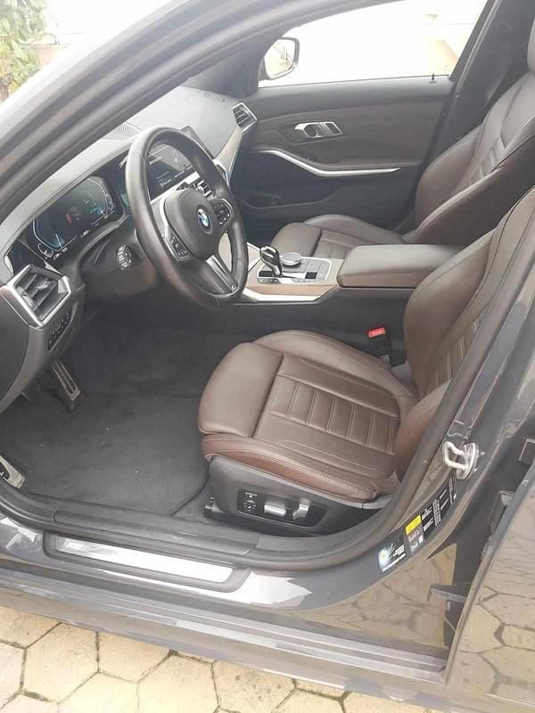Usado BMW 330 292 HP (214 kW) 2021 Cinzento Sedan